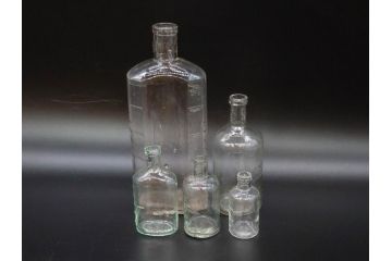 大正〜昭和初期　お部屋のアクセントになるボトル瓶5点セット(ガラスビン、ガラス瓶、硝子、薬瓶、花瓶、花入、花器)(R-076915)