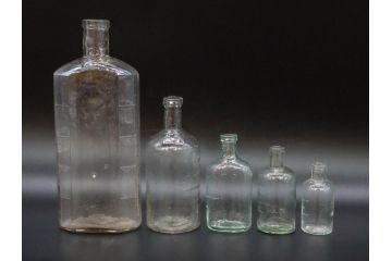大正〜昭和初期　お部屋のアクセントになるボトル瓶5点セット(ガラスビン、ガラス瓶、硝子、薬瓶、花瓶、花入、花器)(R-076915)