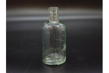 大正〜昭和初期　お部屋のアクセントになるボトル瓶5点セット(ガラスビン、ガラス瓶、硝子、薬瓶、花瓶、花入、花器)(R-076915)
