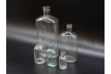 大正〜昭和初期　時を重ねた風合いのボトル瓶5点セット(ガラスビン、ガラス瓶、硝子、薬瓶、花瓶、花入、花器)(R-076916)