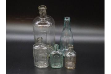 大正〜昭和初期　気泡が味わい深いボトル瓶5点セット(ガラスビン、ガラス瓶、硝子、薬瓶、花瓶、花入、花器)(R-076943)