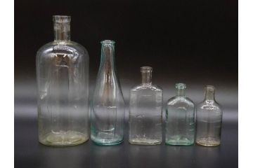 大正〜昭和初期　気泡が味わい深いボトル瓶5点セット(ガラスビン、ガラス瓶、硝子、薬瓶、花瓶、花入、花器)(R-076943)