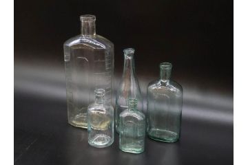 大正〜昭和初期　レトロな風情を感じるボトル瓶5点セット(ガラスビン、ガラス瓶、硝子、薬瓶、花瓶、花入、花器)(R-076944)