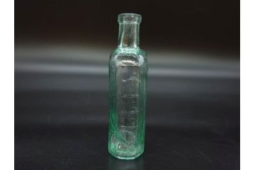 大正〜昭和初期　落ち着いた佇まいのボトル瓶5点セット(ガラスビン、ガラス瓶、硝子、薬瓶、花瓶、花入、花器)(R-076946)