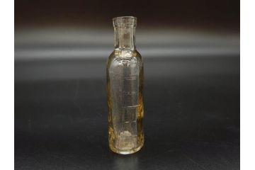 大正〜昭和初期　落ち着いた佇まいのボトル瓶5点セット(ガラスビン、ガラス瓶、硝子、薬瓶、花瓶、花入、花器)(R-076946)