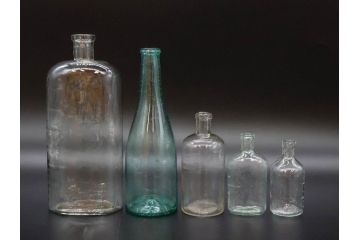 大正〜昭和初期　レトロな雰囲気を醸し出すボトル瓶5点セット(ガラスビン、ガラス瓶、硝子、薬瓶、花瓶、花入、花器)(R-076948)
