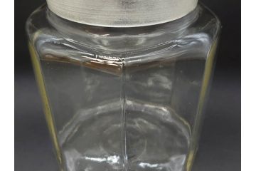 昭和レトロ　ノスタルジックな雰囲気を纏った蓋付きガラス瓶3個セット(八角、キャニスター、ガラスビン、硝子、菓子瓶、フタ付き)(R-076949)