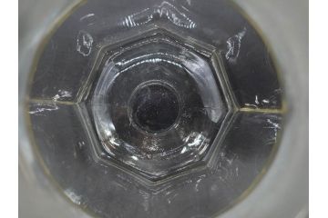 昭和レトロ　ノスタルジックな雰囲気を纏った蓋付きガラス瓶3個セット(八角、キャニスター、ガラスビン、硝子、菓子瓶、フタ付き)(R-076949)