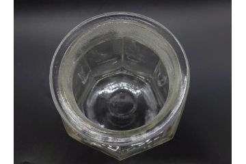 昭和レトロ　お部屋のアクセントになる蓋付きガラス瓶5個セット(八角、キャニスター、ガラスビン、硝子、菓子瓶、フタ付き)(R-076950)