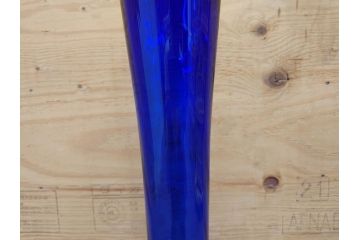 昭和レトロ　特大　鮮やかなブルーが目を惹くフラワーベース(花瓶、花入れ、花器、オブジェ、ホームインテリア、ディスプレイ、ブルー)(R-076986)