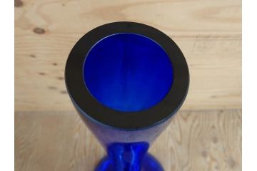 昭和レトロ　特大　鮮やかなブルーが目を惹くフラワーベース(花瓶、花入れ、花器、オブジェ、ホームインテリア、ディスプレイ、ブルー)(R-076986)