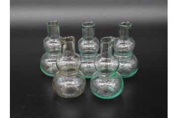 戦前　当時物　瓢箪型　気泡や絶妙なフォルムが味わいのあるニッキ水瓶5個セット(豆ガラス、ちびニッキ水、ガラス容器、駄菓子屋ビン、ペロペロ、レトロガラス、一輪挿し、ひょうたん)(R-076989)