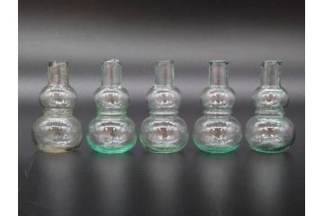 戦前　当時物　瓢箪型　気泡や絶妙なフォルムが味わいのあるニッキ水瓶5個セット(豆ガラス、ちびニッキ水、ガラス容器、駄菓子屋ビン、ペロペロ、レトロガラス、一輪挿し、ひょうたん)(R-076989)