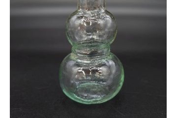 戦前　当時物　瓢箪型　気泡や絶妙なフォルムが味わいのあるニッキ水瓶5個セット(豆ガラス、ちびニッキ水、ガラス容器、駄菓子屋ビン、ペロペロ、レトロガラス、一輪挿し、ひょうたん)(R-076990)