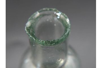 戦前　当時物　瓢箪型　気泡や絶妙なフォルムが味わいのあるニッキ水瓶5個セット(豆ガラス、ちびニッキ水、ガラス容器、駄菓子屋ビン、ペロペロ、レトロガラス、一輪挿し、ひょうたん)(R-076990)