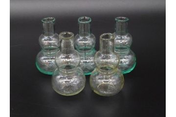戦前　当時物　瓢箪型　気泡や絶妙なフォルムが味わいのあるニッキ水瓶5個セット(豆ガラス、ちびニッキ水、ガラス容器、駄菓子屋ビン、ペロペロ、レトロガラス、一輪挿し、ひょうたん)(R-076991)