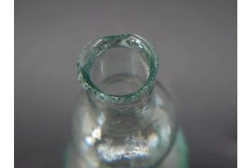 戦前　当時物　瓢箪型　気泡や絶妙なフォルムが味わいのあるニッキ水瓶5個セット(豆ガラス、ちびニッキ水、ガラス容器、駄菓子屋ビン、ペロペロ、レトロガラス、一輪挿し、ひょうたん)(R-076991)