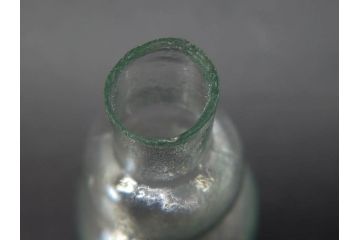 戦前　当時物　瓢箪型　気泡や絶妙なフォルムが味わいのあるニッキ水瓶5個セット(豆ガラス、ちびニッキ水、ガラス容器、駄菓子屋ビン、ペロペロ、レトロガラス、一輪挿し、ひょうたん)(R-076992)
