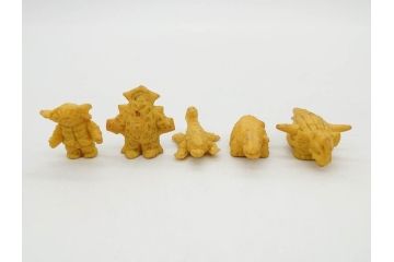 当時物　昭和レトロ　ポピー　怪獣　ウルトラマン　大量　消しゴム等126個セット(円谷プロ、東宝、ウルトラ兄弟、キングギドラ、怪獣ケシゴム、ガシャポン、ガチャガチャ、フィギュア、おもちゃ、オモチャ、玩具)(R-077000)