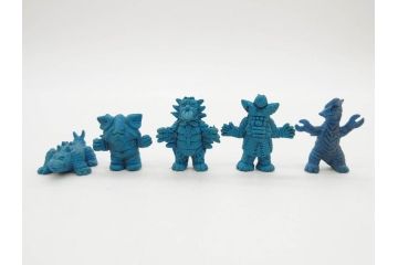 当時物　昭和レトロ　ポピー　怪獣　ウルトラマン　大量　消しゴム等126個セット(円谷プロ、東宝、ウルトラ兄弟、キングギドラ、怪獣ケシゴム、ガシャポン、ガチャガチャ、フィギュア、おもちゃ、オモチャ、玩具)(R-077000)