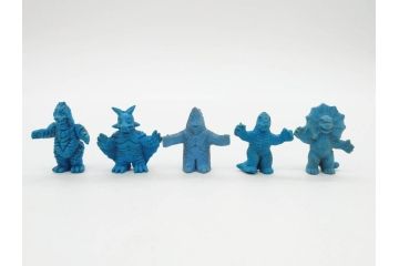 当時物　昭和レトロ　ポピー　怪獣　ウルトラマン　大量　消しゴム等130個セット(円谷プロ、東宝、ウルトラ兄弟、キングジョー、カネゴン、バルタン星人、怪獣ケシゴム、ガシャポン、ガチャガチャ、フィギュア、おもちゃ、オモチャ、玩具)(R-077001)