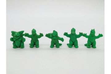 当時物　昭和レトロ　ポピー　怪獣　ウルトラマン　大量　消しゴム等128個セット(円谷プロ、東宝、ウルトラ兄弟、ダダ、エレキング、バルタン星人、怪獣ケシゴム、ガシャポン、ガチャガチャ、フィギュア、おもちゃ、オモチャ、玩具)(R-077002)