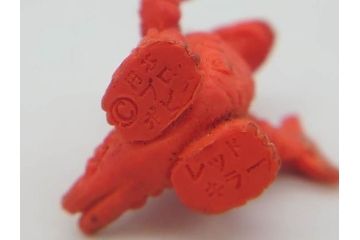 当時物　昭和レトロ　ポピー　怪獣　ウルトラマン　大量　消しゴム等128個セット(円谷プロ、東宝、ウルトラ兄弟、ダダ、エレキング、バルタン星人、怪獣ケシゴム、ガシャポン、ガチャガチャ、フィギュア、おもちゃ、オモチャ、玩具)(R-077002)