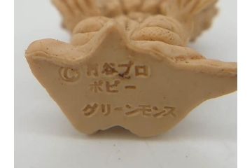 当時物　昭和レトロ　ポピー　怪獣　ウルトラマン　大量　消しゴム等128個セット(円谷プロ、東宝、ウルトラ兄弟、ダダ、エレキング、バルタン星人、怪獣ケシゴム、ガシャポン、ガチャガチャ、フィギュア、おもちゃ、オモチャ、玩具)(R-077002)