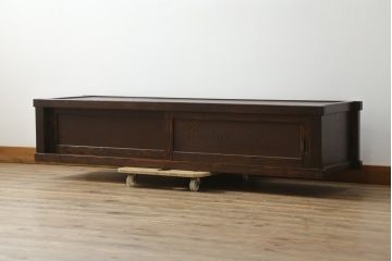 中古　美品　国産民芸家具　タモ材　上質な和の空間づくりにおすすめの水屋箪笥ローボード(テレビボード、テレビ台、リビングボード、サイドボード、収納棚、戸棚)(R-077017)