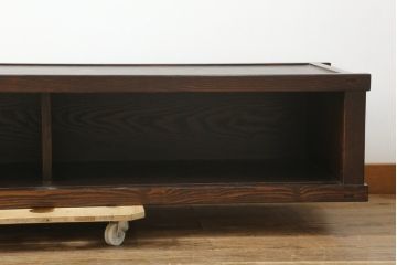 中古　美品　国産民芸家具　タモ材　上質な和の空間づくりにおすすめの水屋箪笥ローボード(テレビボード、テレビ台、リビングボード、サイドボード、収納棚、戸棚)(R-077017)