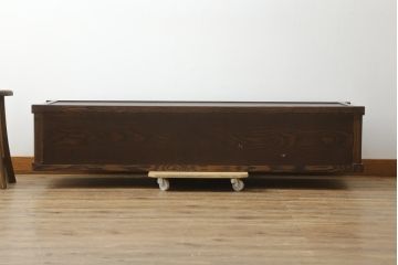 中古　美品　国産民芸家具　タモ材　上質な和の空間づくりにおすすめの水屋箪笥ローボード(テレビボード、テレビ台、リビングボード、サイドボード、収納棚、戸棚)(R-077017)