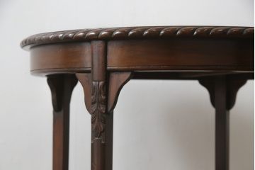 イギリスアンティーク　Lloyd's Antiques(ロイズ・アンティークス)取り扱い　マホガニー材　洗練された佇まいが魅力的なサイドテーブル(ラウンドテーブル、コーヒーテーブル、花台、飾り台、英国)(R-077019)