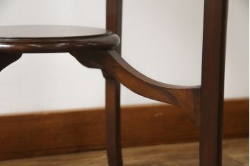イギリスアンティーク　Lloyd's Antiques(ロイズ・アンティークス)取り扱い　マホガニー材　洗練された佇まいが魅力的なサイドテーブル(ラウンドテーブル、コーヒーテーブル、花台、飾り台、英国)(R-077019)