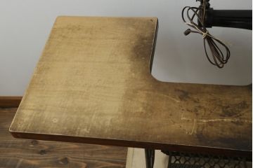 ジャンク品　和製アンティーク　中島ミシン　CIRDAR(サーダー) TF-1　靴用　厚地専用機　腕ミシン　足踏みミシン(ミシンテーブル、ミシン台、工業用ミシン、ディスプレイ、SINGER、シンガー、18型)(R-077021)