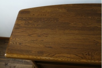 中古　希少な廃盤品　IDC大塚家具取り扱い　起立木工　ナラ材　メッペルシリーズ　キャスター付きバーカウンター　(R-077023)