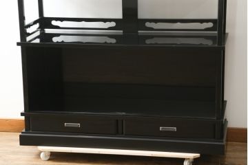 中古　美品　輪島塗り　東海道五十三次　和の趣溢れる風景画が目を惹く飾り棚(茶棚、収納棚、戸棚、サイドボード)(R-077024)