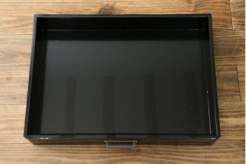 中古　美品　輪島塗り　東海道五十三次　和の趣溢れる風景画が目を惹く飾り棚(茶棚、収納棚、戸棚、サイドボード)(R-077024)
