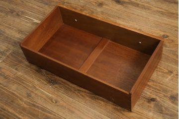 イギリスビンテージ　ERCOL(アーコール)　楡(ニレ)材　木の温もり溢れるサイドボード(収納棚、戸棚、サイドキャビネット、リビングボード、英国、北欧、ヴィンテージ)(R-077025)