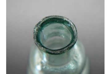 戦前　当時物　瓢箪型　気泡や絶妙なフォルムが味わいのあるニッキ水瓶5個セット(豆ガラス、ちびニッキ水、ガラス容器、駄菓子屋ビン、ペロペロ、レトロガラス、一輪挿し、ひょうたん)(R-077058)