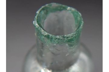 戦前　当時物　瓢箪型　気泡や絶妙なフォルムが味わいのあるニッキ水瓶5個セット(豆ガラス、ちびニッキ水、ガラス容器、駄菓子屋ビン、ペロペロ、レトロガラス、一輪挿し、ひょうたん)(R-077058)