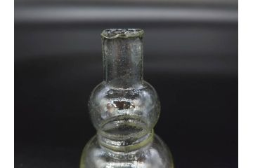 戦前　当時物　瓢箪型　気泡や絶妙なフォルムが味わいのあるニッキ水瓶5個セット(豆ガラス、ちびニッキ水、ガラス容器、駄菓子屋ビン、ペロペロ、レトロガラス、一輪挿し、ひょうたん)(R-077059)