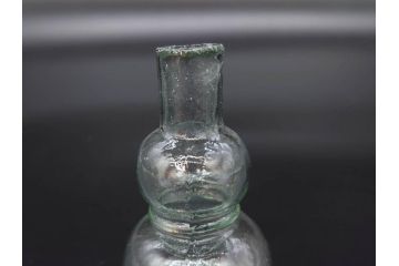 戦前　当時物　瓢箪型　気泡や絶妙なフォルムが味わいのあるニッキ水瓶5個セット(豆ガラス、ちびニッキ水、ガラス容器、駄菓子屋ビン、ペロペロ、レトロガラス、一輪挿し、ひょうたん)(R-077060)
