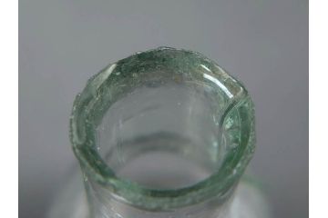 戦前　当時物　瓢箪型　気泡や絶妙なフォルムが味わいのあるニッキ水瓶5個セット(豆ガラス、ちびニッキ水、ガラス容器、駄菓子屋ビン、ペロペロ、レトロガラス、一輪挿し、ひょうたん)(R-077062)