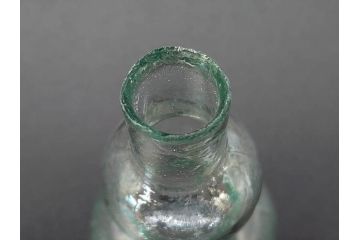 戦前　当時物　瓢箪型　気泡や絶妙なフォルムが味わいのあるニッキ水瓶5個セット(豆ガラス、ちびニッキ水、ガラス容器、駄菓子屋ビン、ペロペロ、レトロガラス、一輪挿し、ひょうたん)(R-077064)