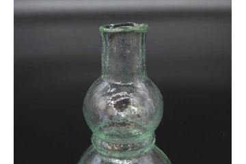 戦前　当時物　瓢箪型　可愛らしいフォルムのニッキ水瓶5個セット(桜3つ、花、豆ガラス、ちびニッキ水、ガラス容器、駄菓子屋ビン、ペロペロ、レトロガラス、一輪挿し、ひょうたん)(R-077067)