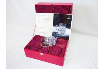 フランス　Baccarat　バカラ　特別限定　希少　1989-5/80　きらめく上品なカットが美しいビアマグ(フルレッドクリスタルガラス、ジョッキ、グラス、ケース付き、証明書付き)(R-077068)