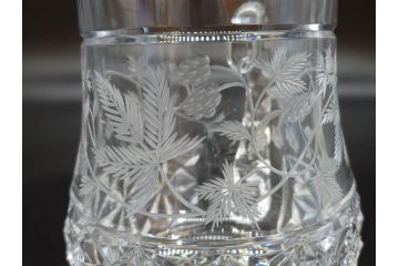 フランス　Baccarat　バカラ　特別限定　希少　1989-5/80　きらめく上品なカットが美しいビアマグ(フルレッドクリスタルガラス、ジョッキ、グラス、ケース付き、証明書付き)(R-077068)
