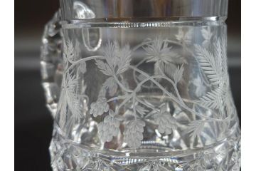 フランス　Baccarat　バカラ　特別限定　希少　1989-5/80　きらめく上品なカットが美しいビアマグ(フルレッドクリスタルガラス、ジョッキ、グラス、ケース付き、証明書付き)(R-077068)