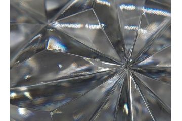 フランス　Baccarat　バカラ　特別限定　希少　1989-5/80　きらめく上品なカットが美しいビアマグ(フルレッドクリスタルガラス、ジョッキ、グラス、ケース付き、証明書付き)(R-077068)