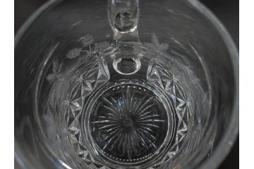 フランス　Baccarat　バカラ　特別限定　希少　1989-5/80　きらめく上品なカットが美しいビアマグ(フルレッドクリスタルガラス、ジョッキ、グラス、ケース付き、証明書付き)(R-077068)
